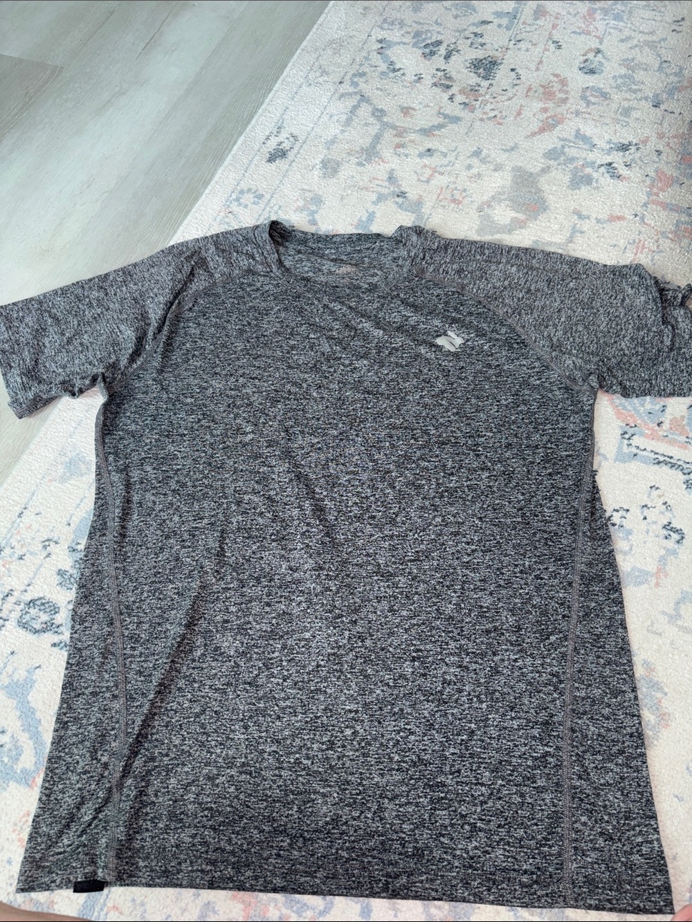 Men's Heather Gray Rabbit running Performance T-Shirt size medium